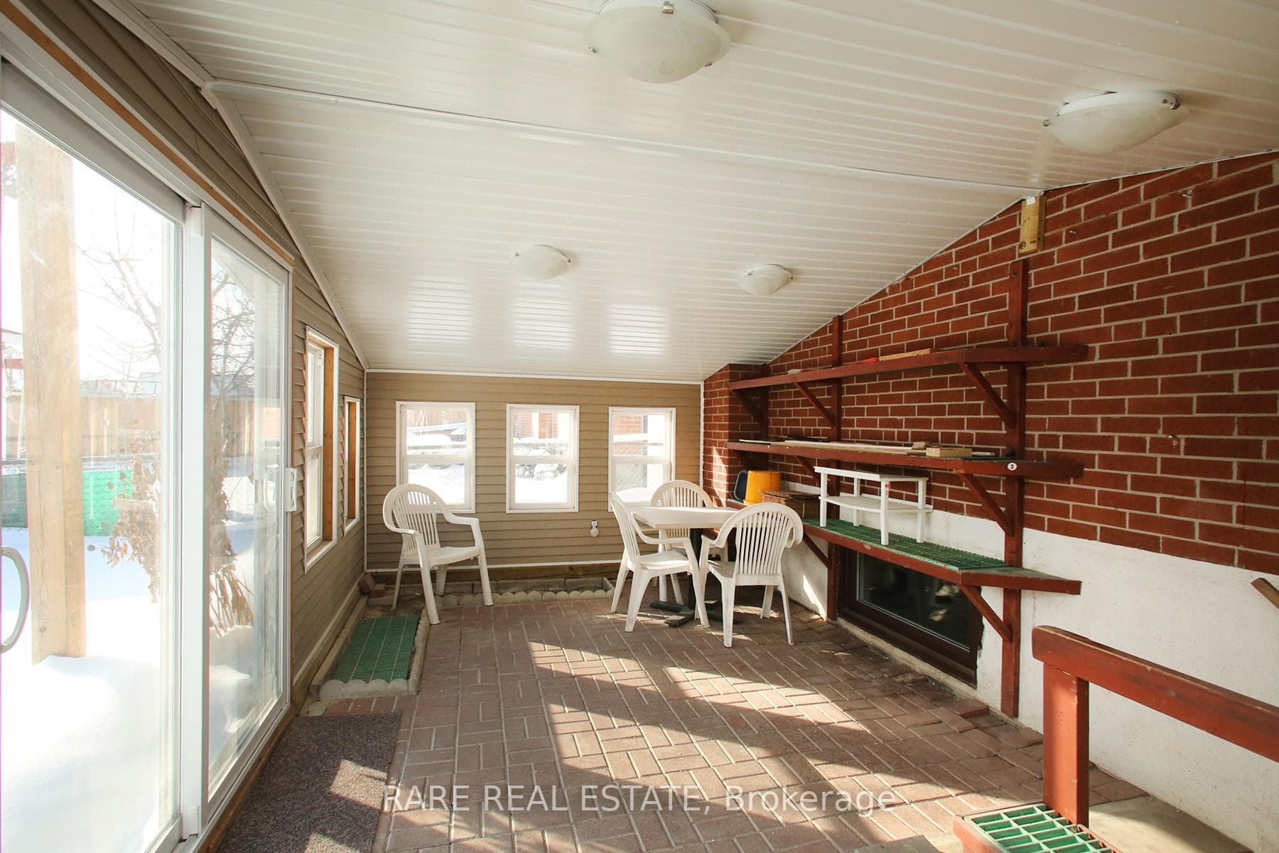 257 Hullmar Drive Unit Bsmt photo 17