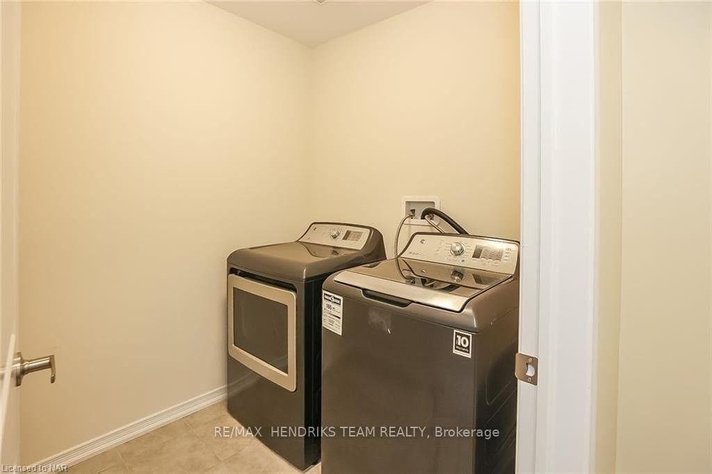 8791 SOURGUM Avenue photo 28