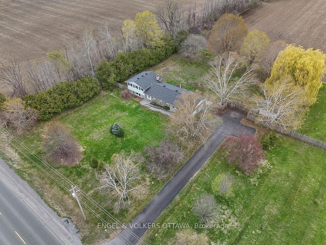 2963 Roger Stevens Drive photo 39