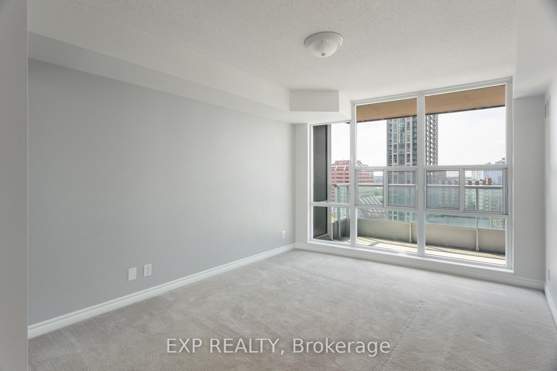 1 Elm Drive Unit 1609 photo 13
