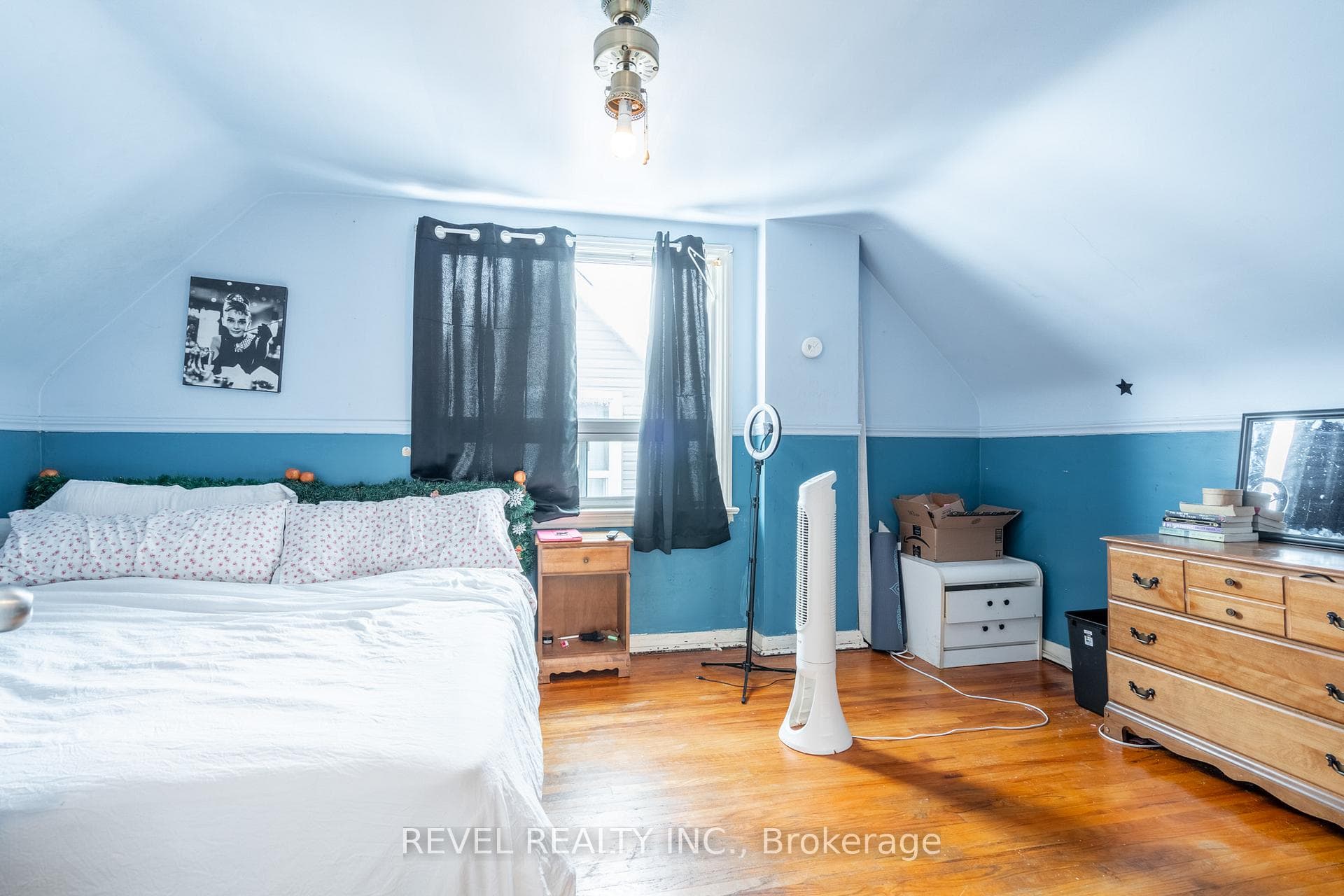 251 Glencairn Avenue photo 19