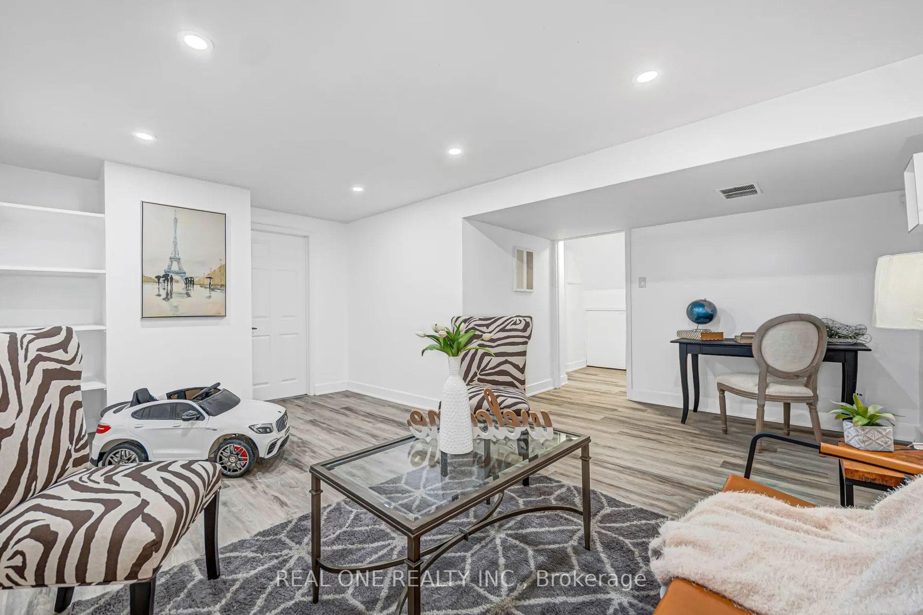 52 Devins Drive photo 19
