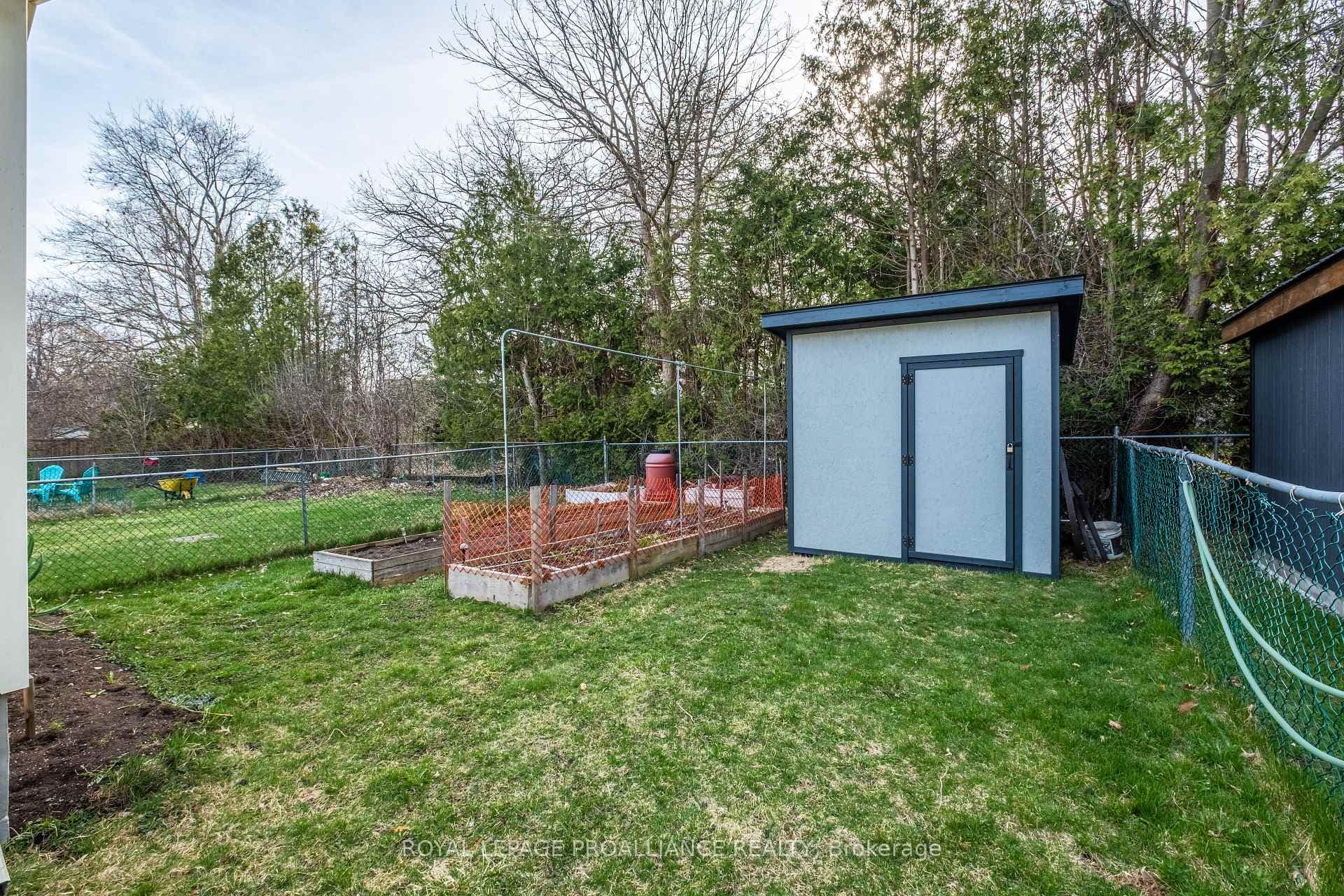 745 Ridley Drive photo 8