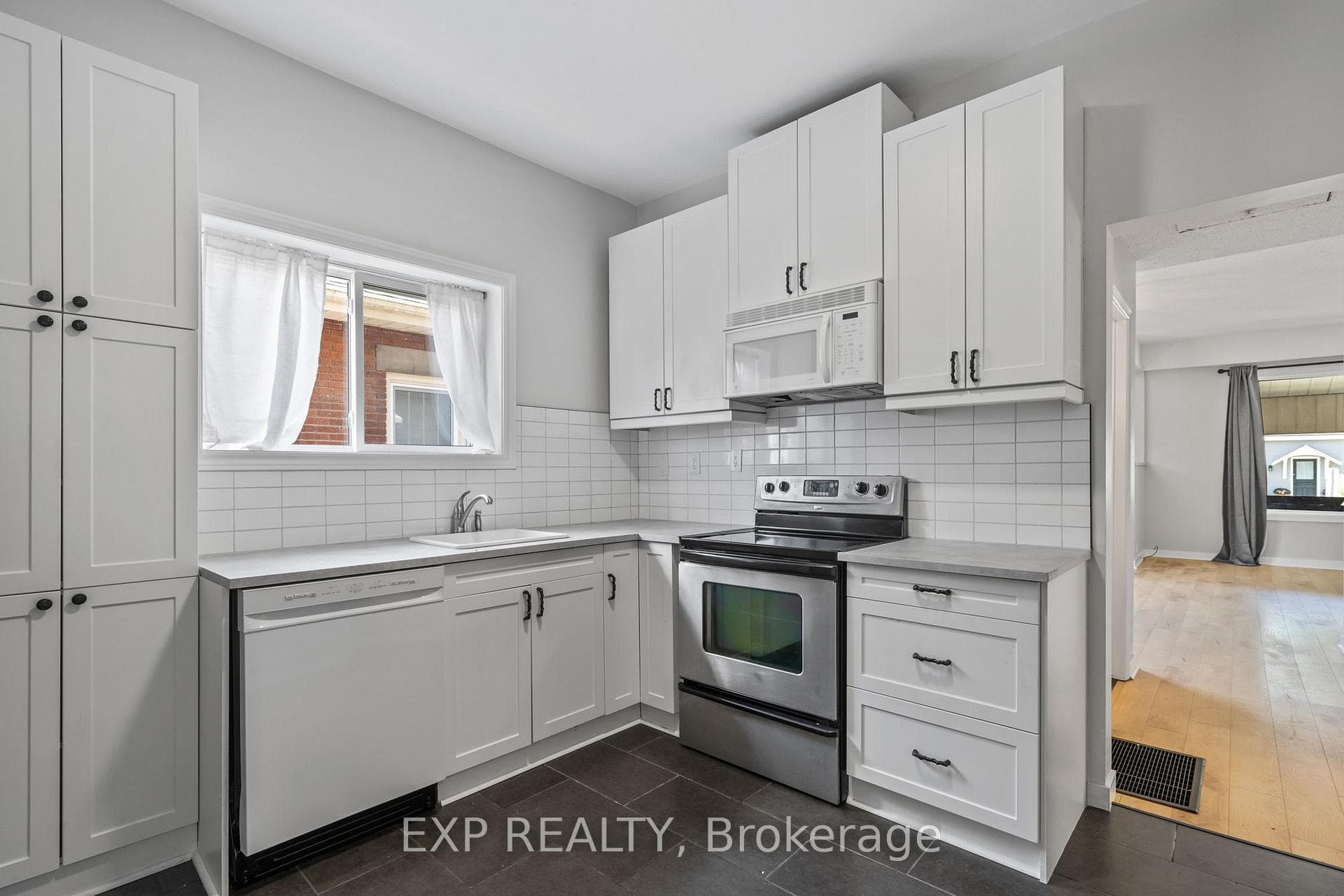 318 Ashland Avenue Unit 1 photo 12