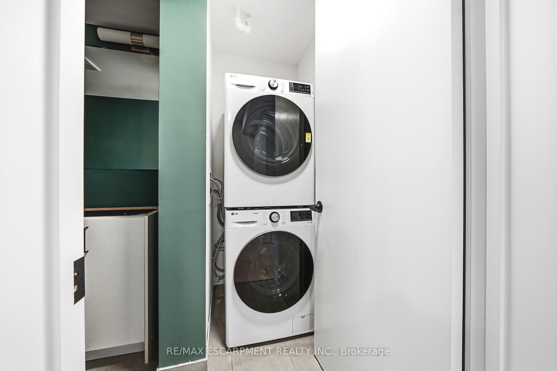 325 James Street Unit 104 photo 6