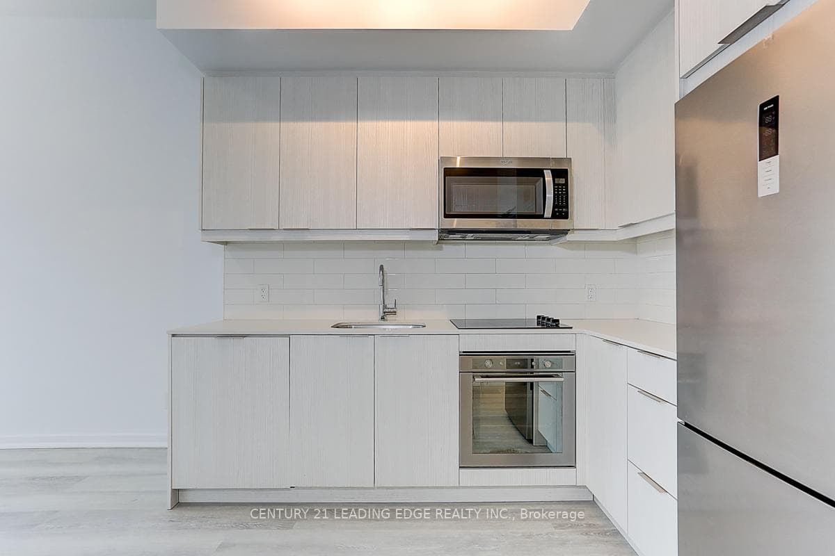 36 Forest Manor Road Unit 120 photo 16