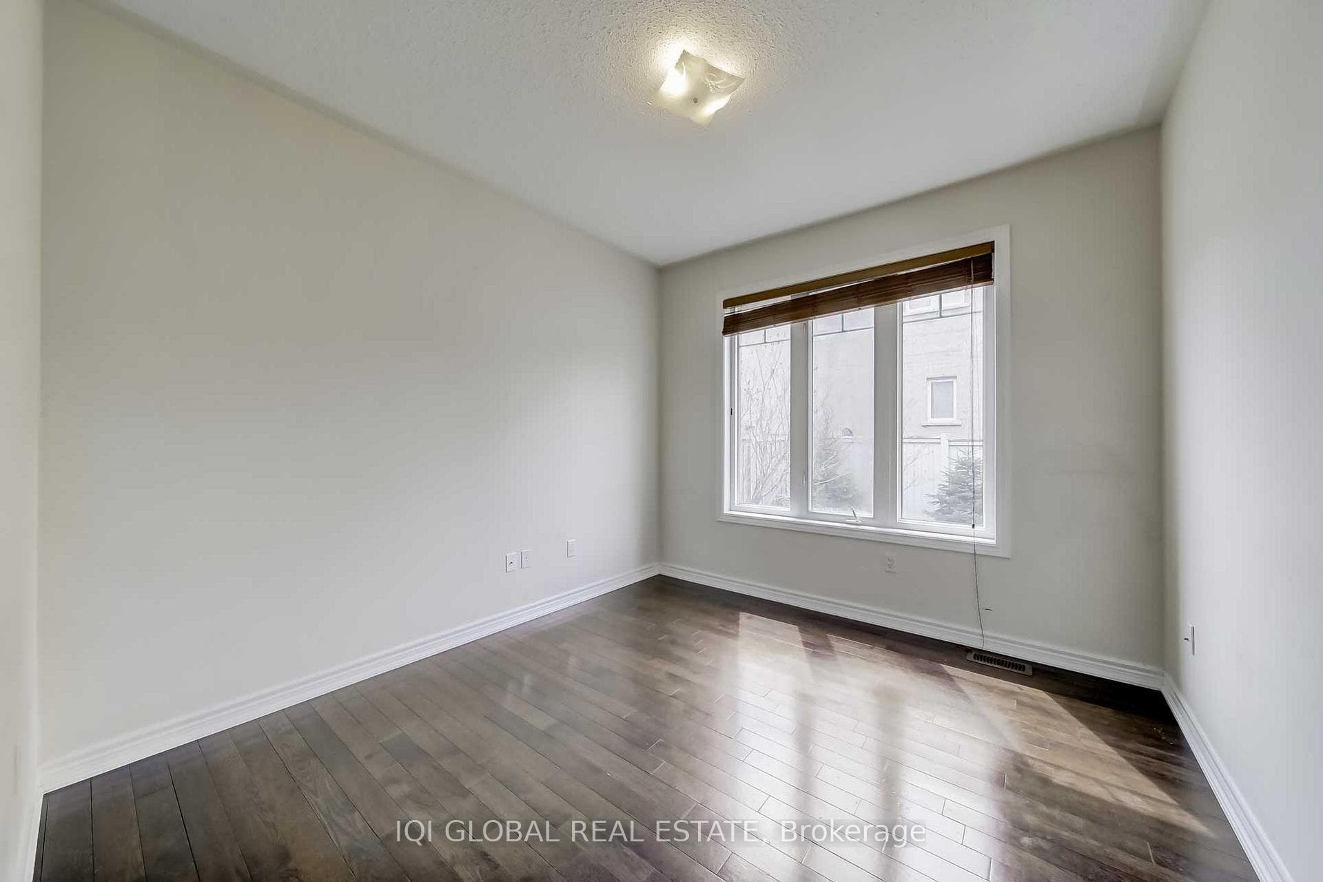 2 Bowkett Drive photo 15