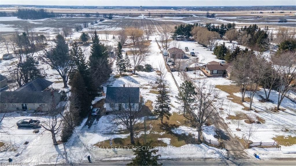 9697 Dickenson Road photo 7
