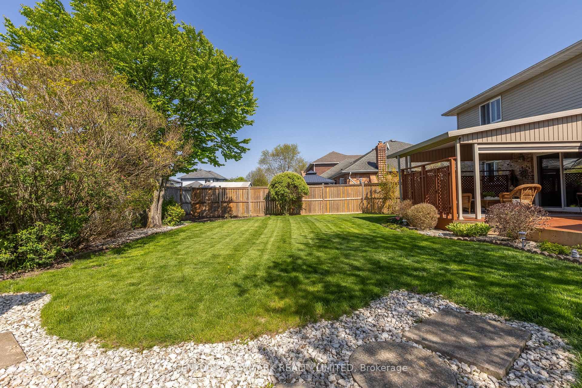 154 Michael Drive photo 6