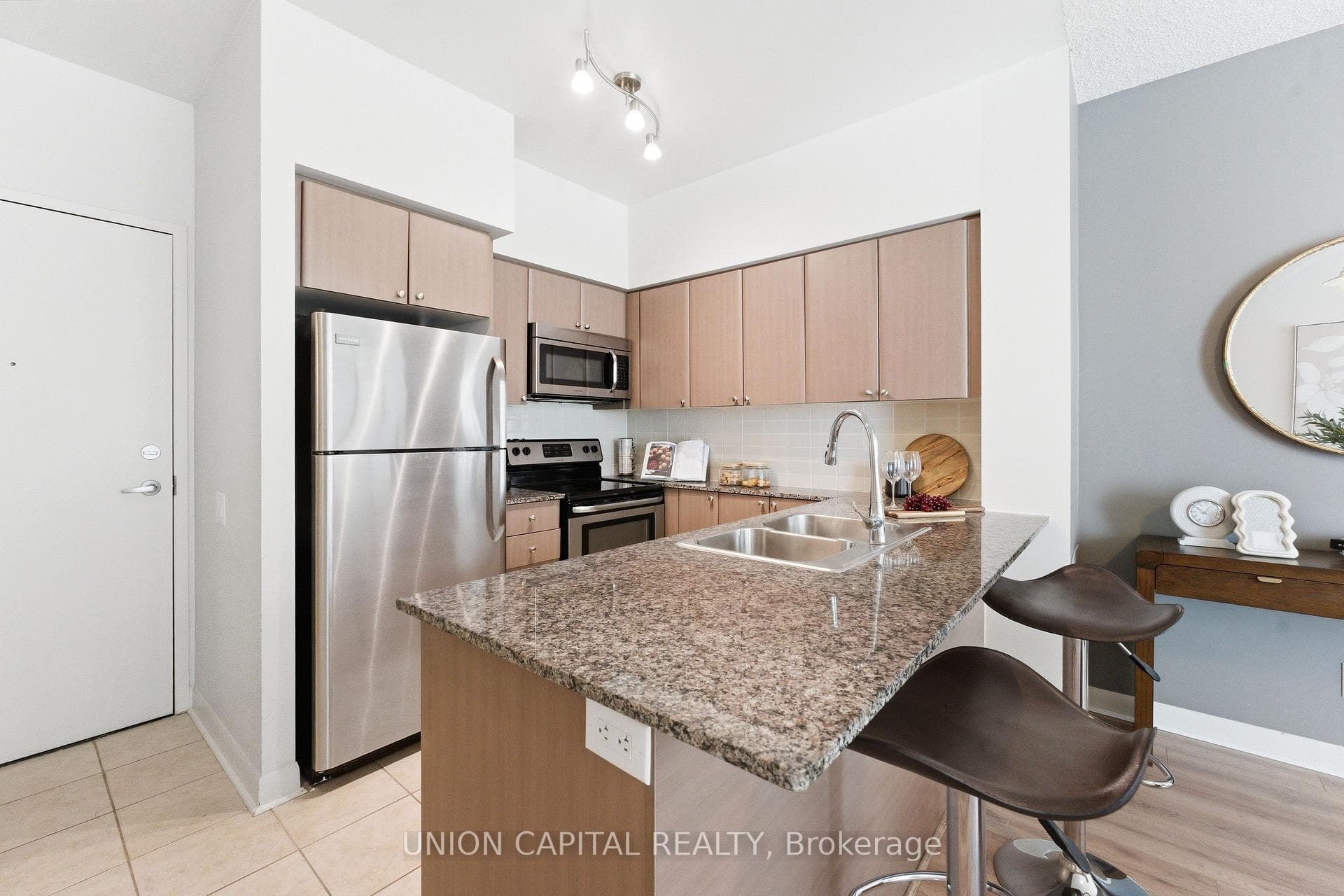 525 Wilson Avenue Unit 147 photo 15