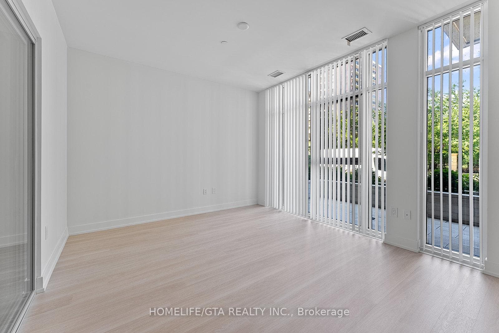 30 Inn On The Park Drive Unit 202 photo 18