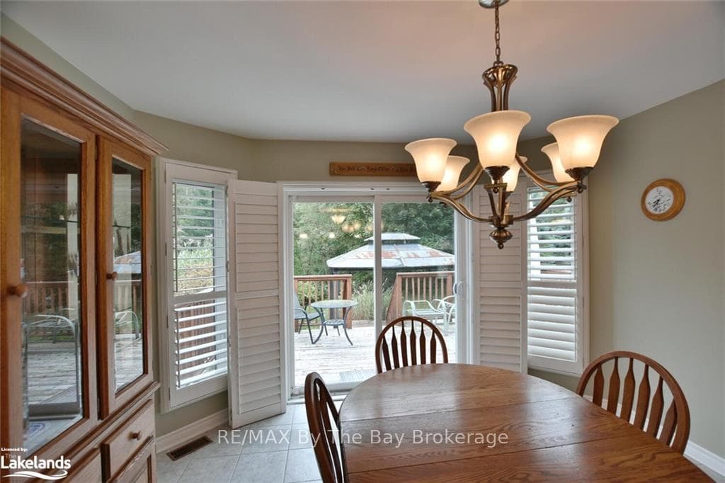 28 CHERRY SANDS Crescent photo 19