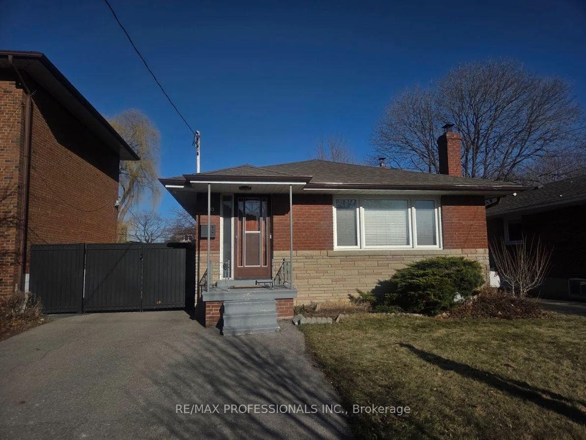 143 Treeview Drive photo 1