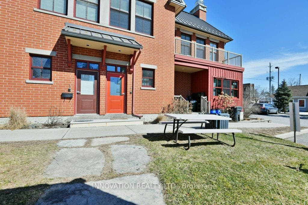 3773 Carp Road Unit 2 photo 29
