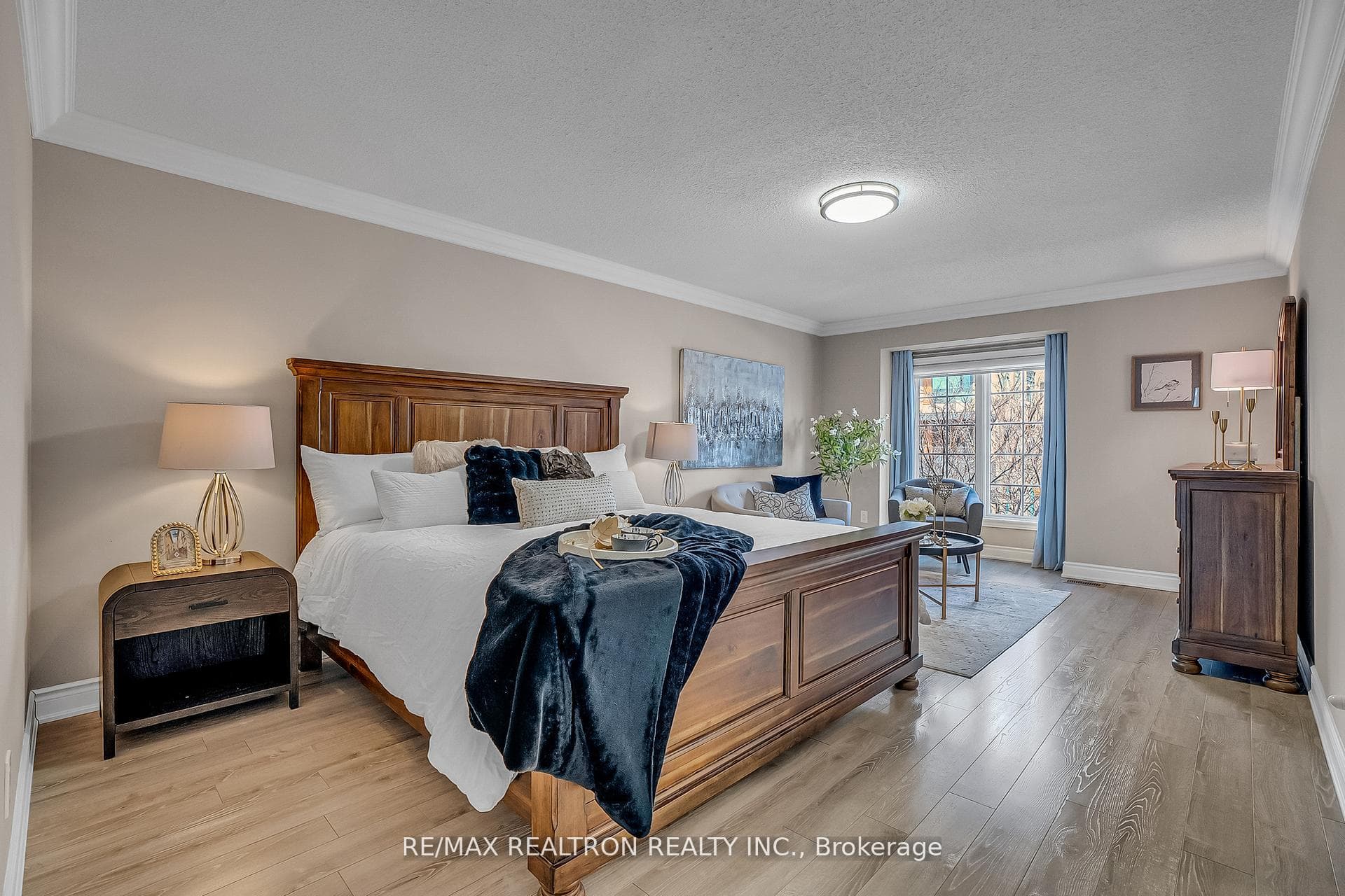 25 Kingsbridge Circle photo 15