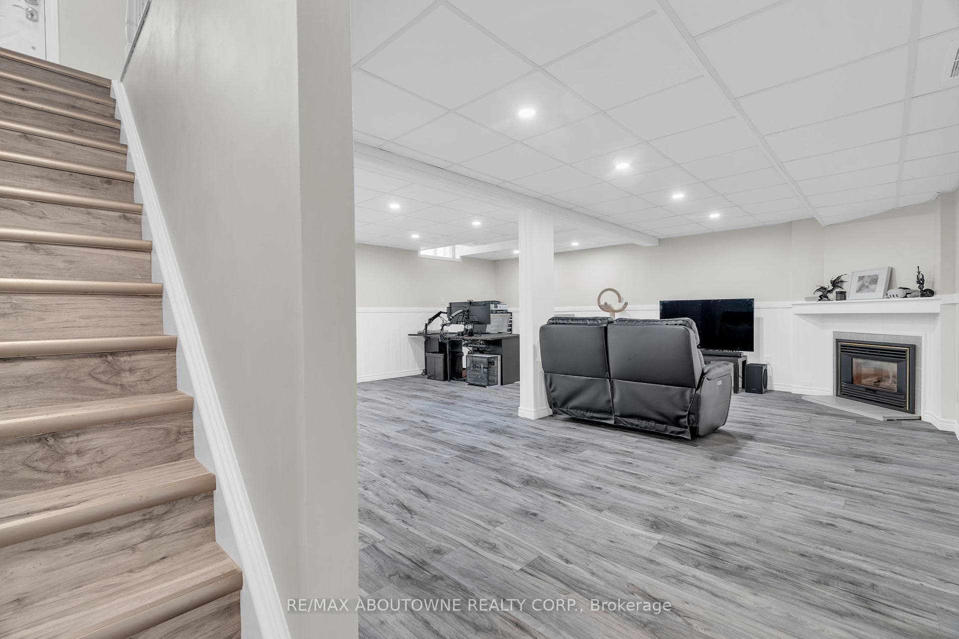 20 Moss Place photo 19