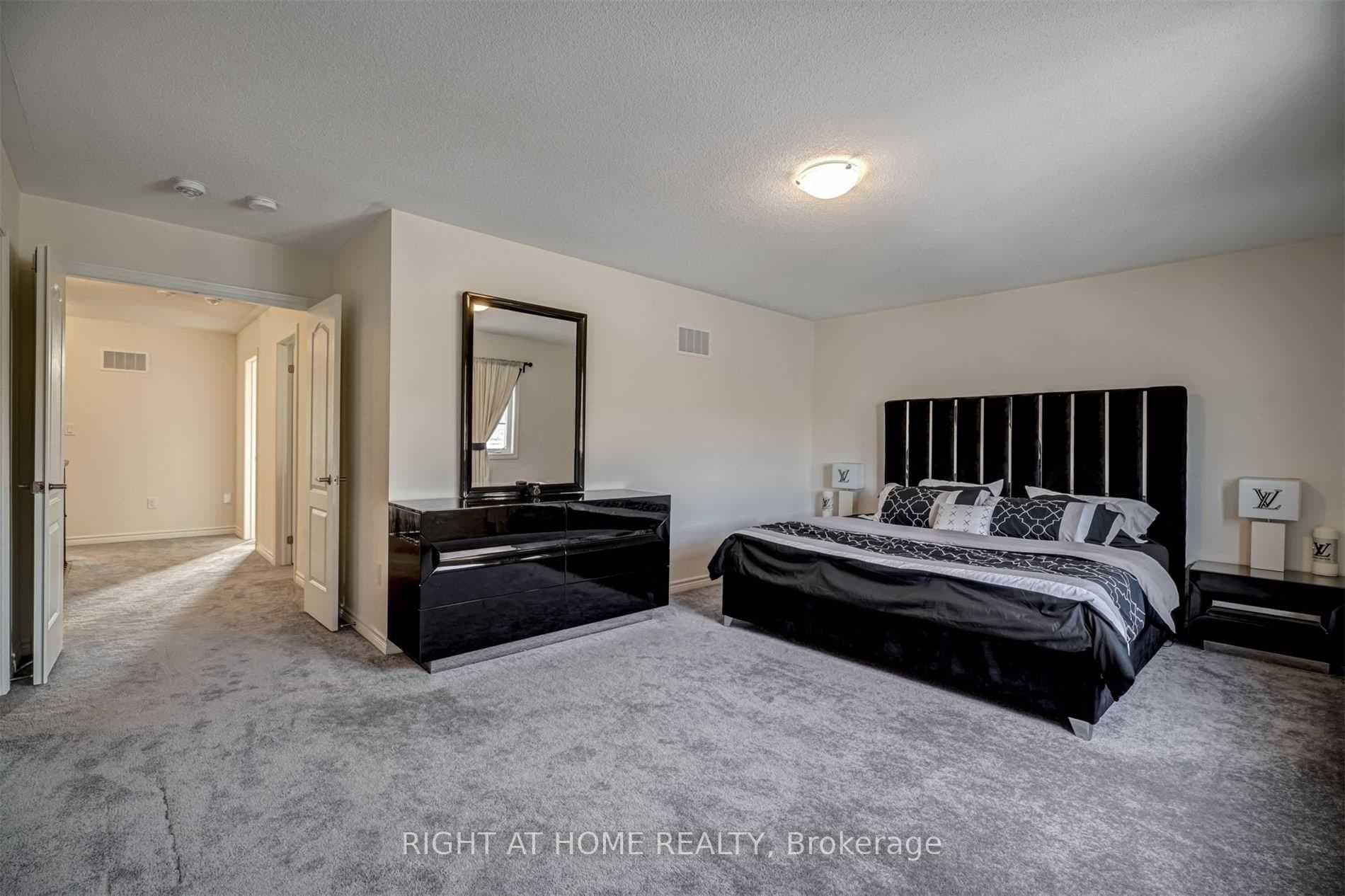 108 Connell Drive photo 18