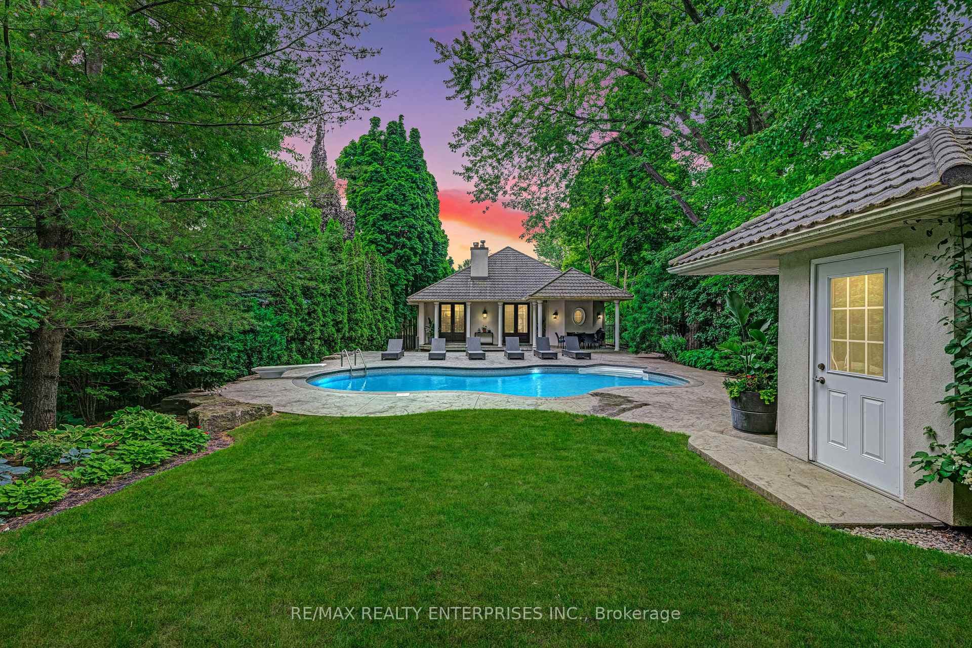 1421 Indian Grove photo 33