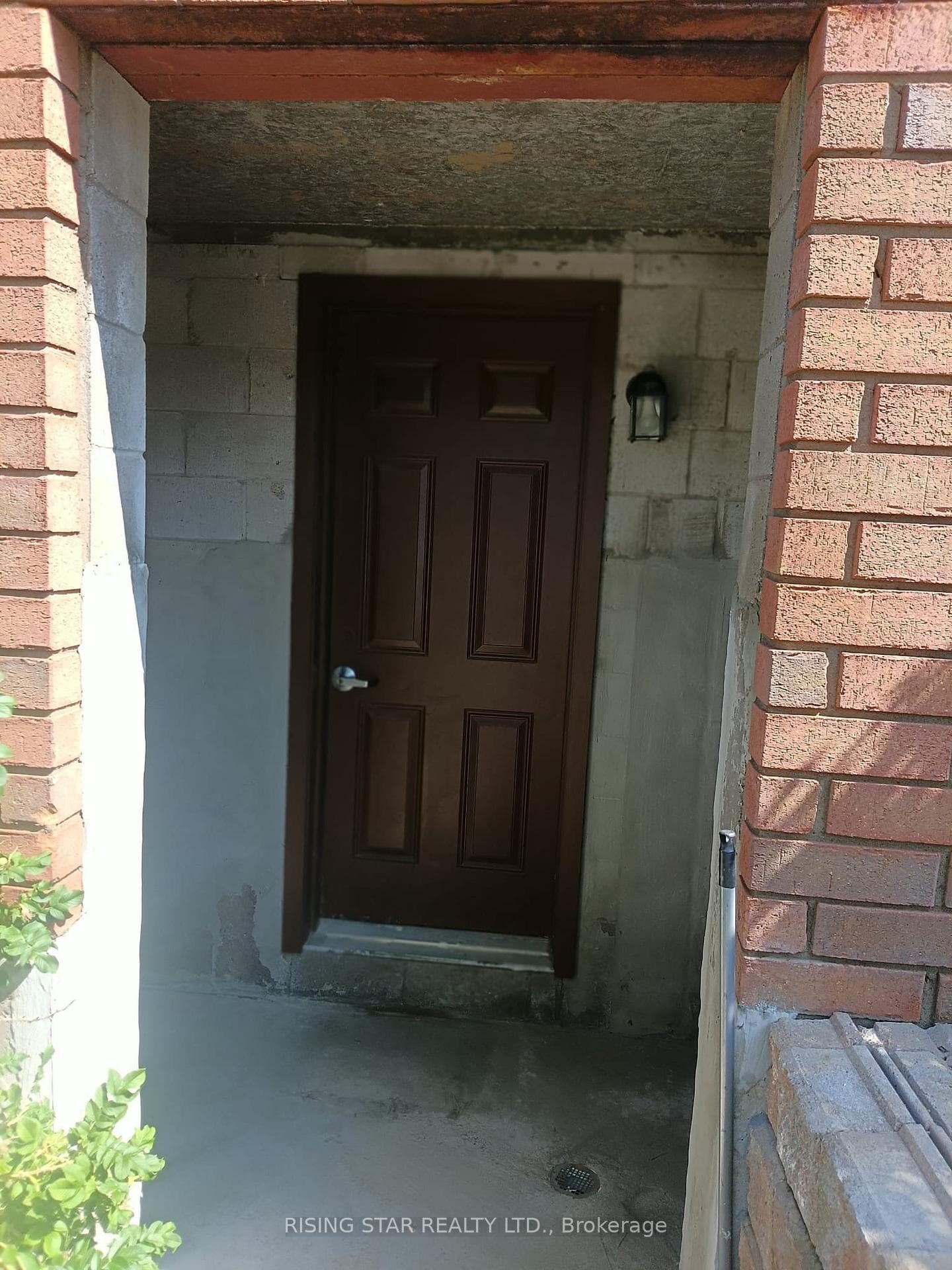 180 Howden Boulevard Unit 40 photo 26