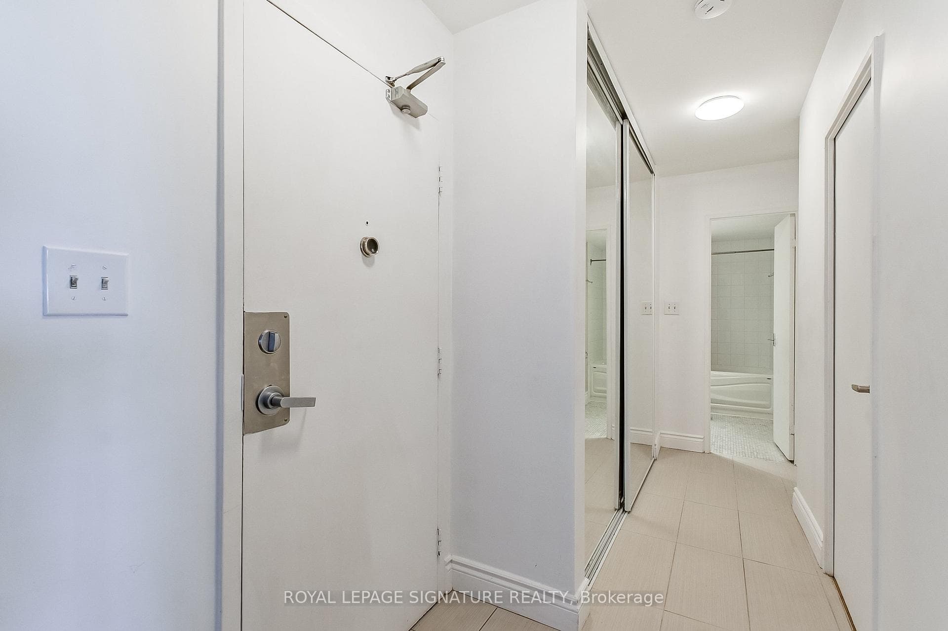 1 Massey Square Unit 2007 photo 6