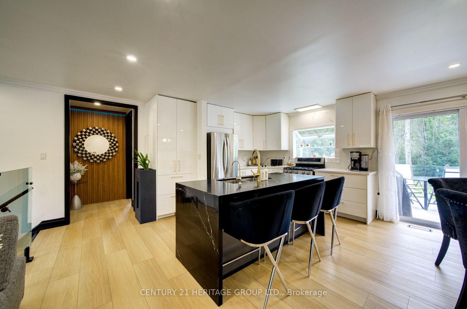 1151 Birch Road photo 7