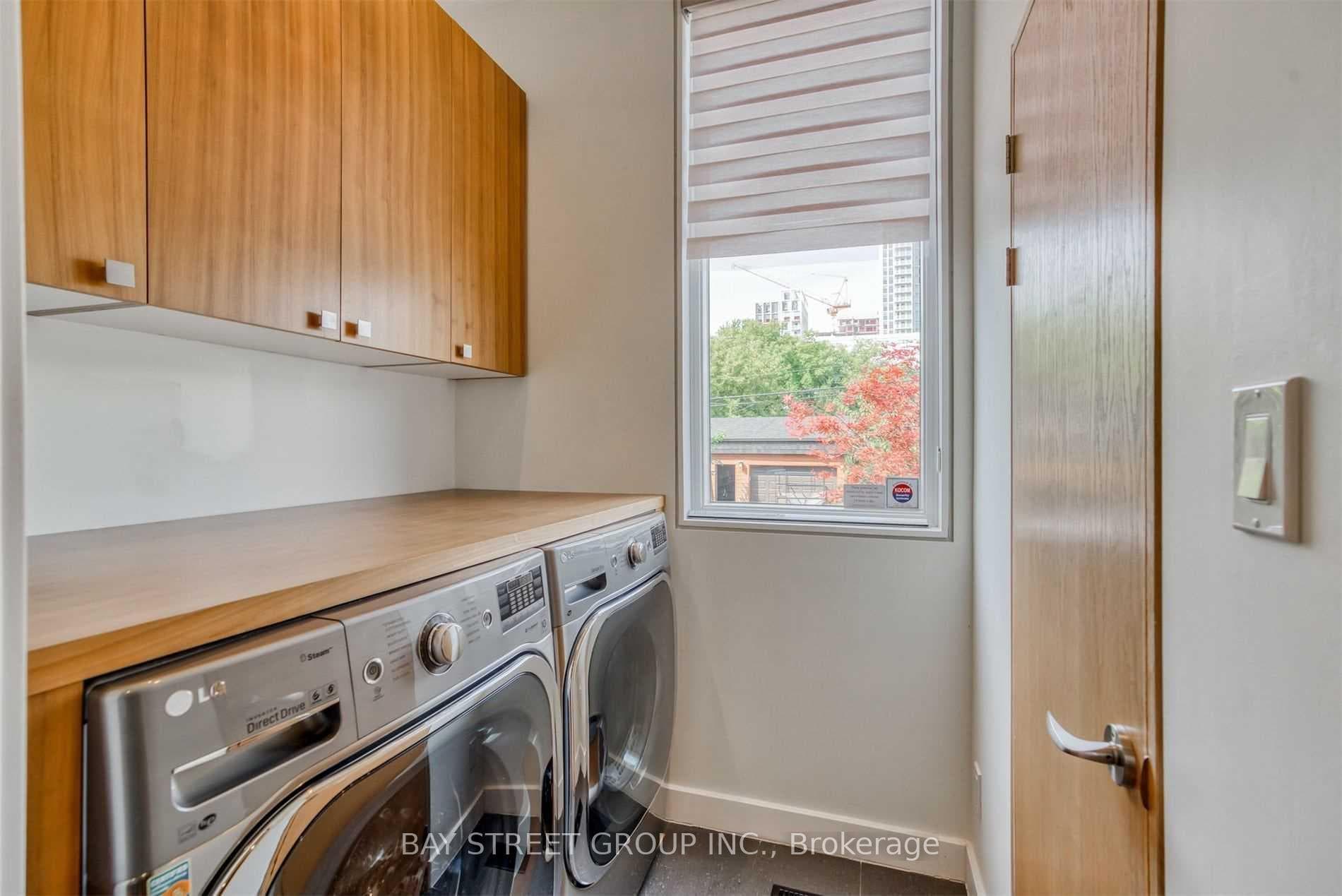 296 Borden Street photo 16