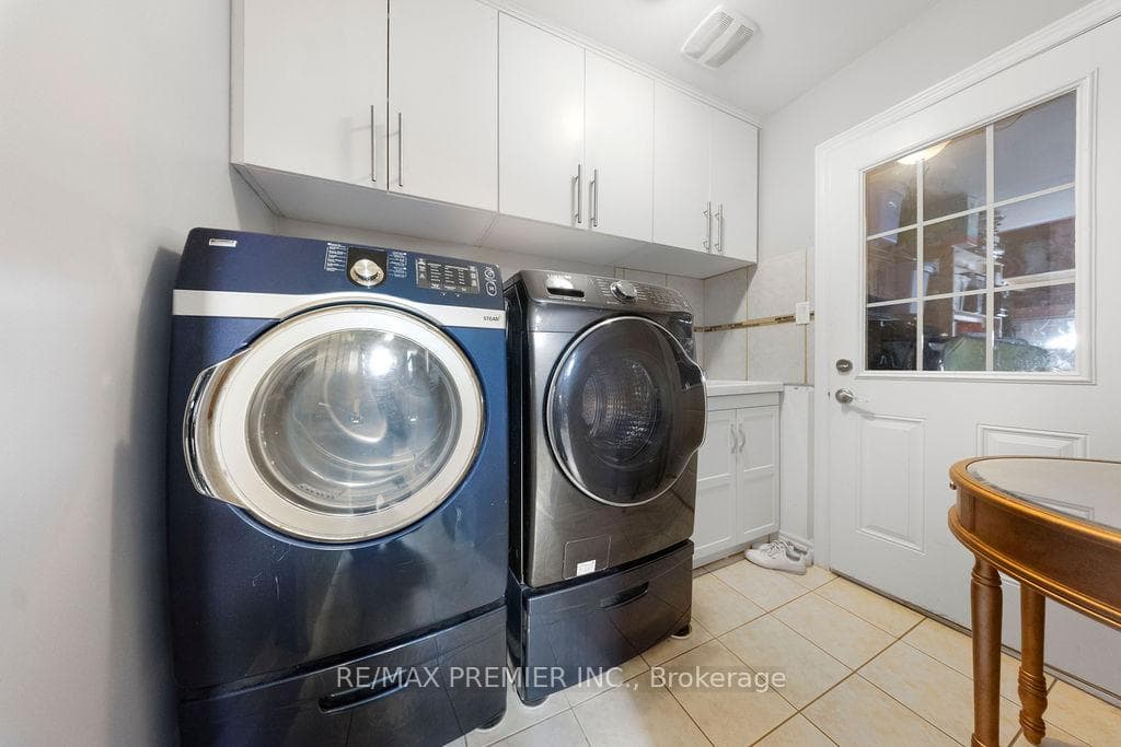 1248 Mary-Lou Street photo 20