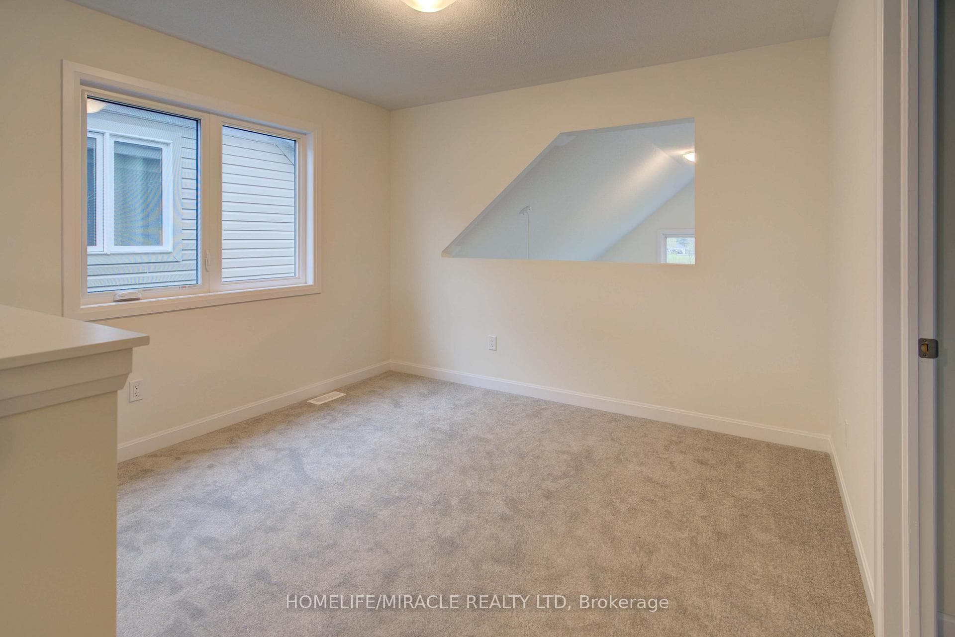16 Oakmont Drive photo 13