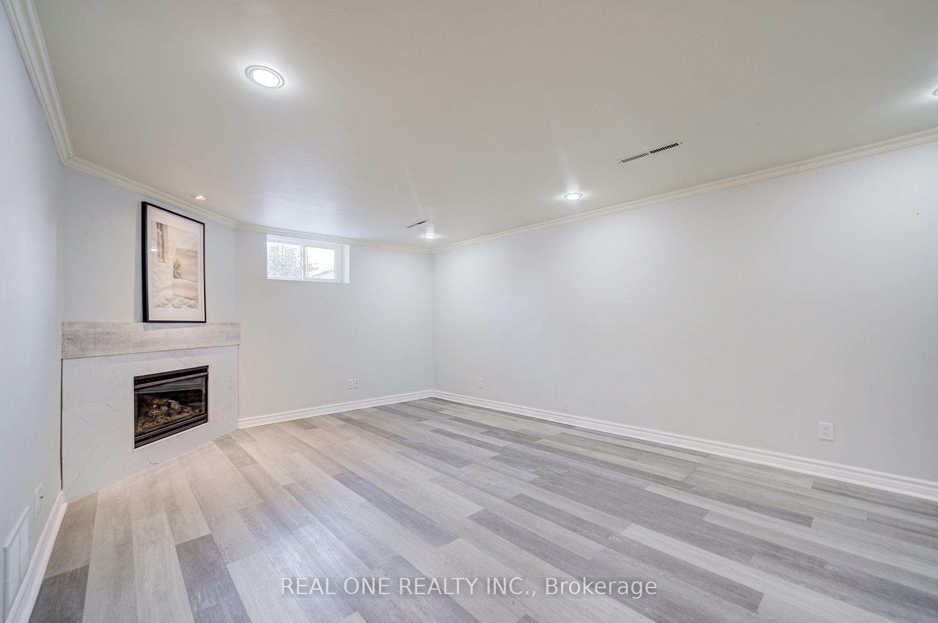 336 Hampton Heath Road photo 37
