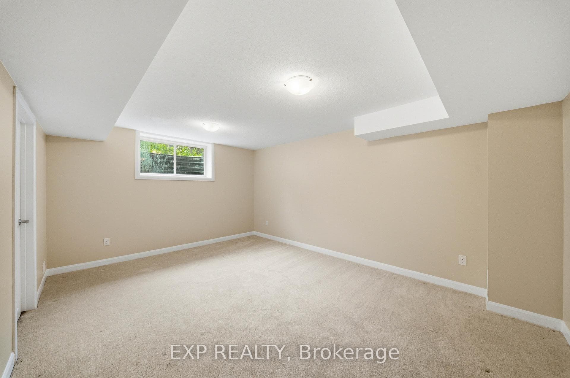 222 Geyser Place photo 26