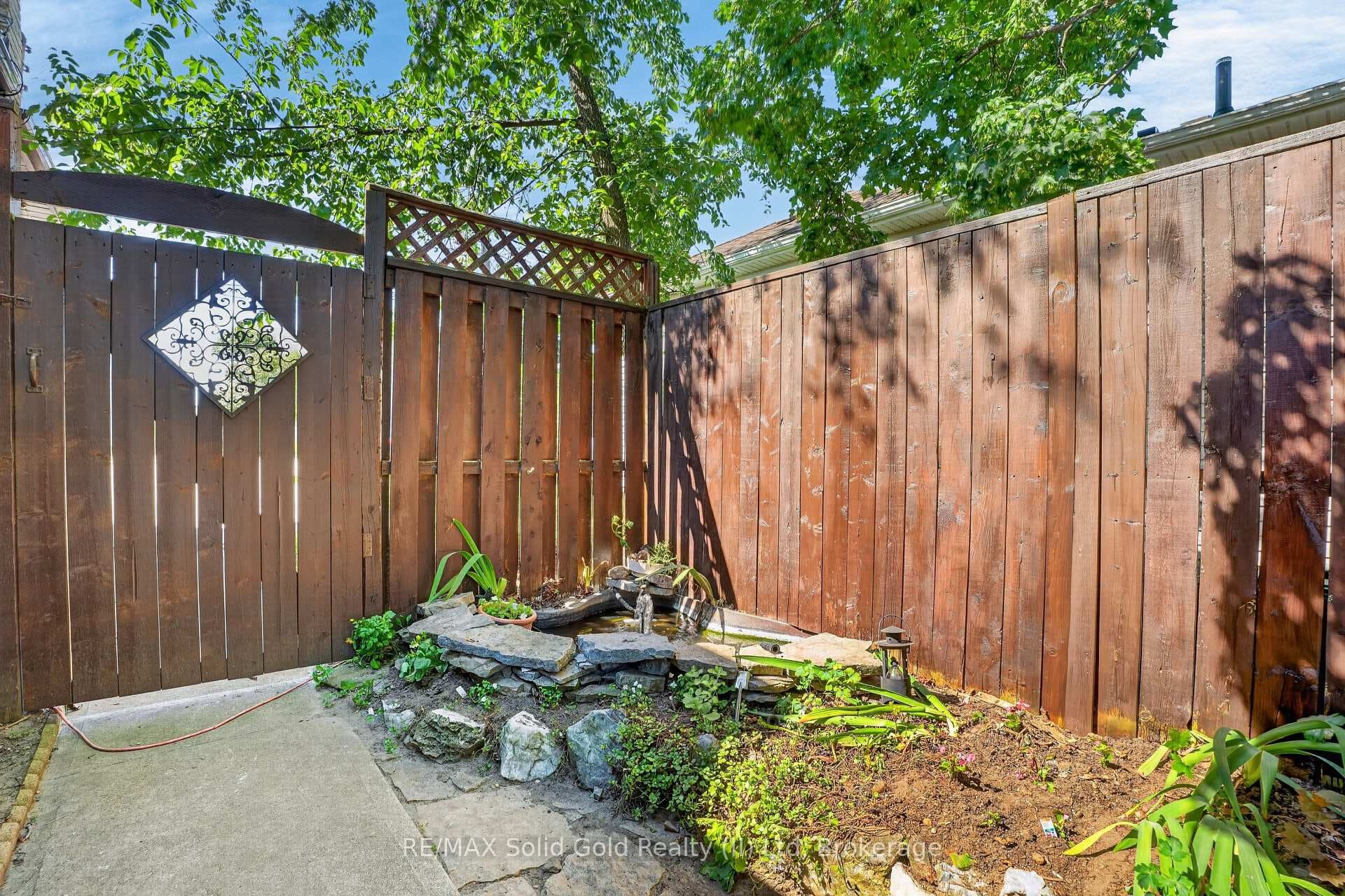 23 Mcrae Street photo 5