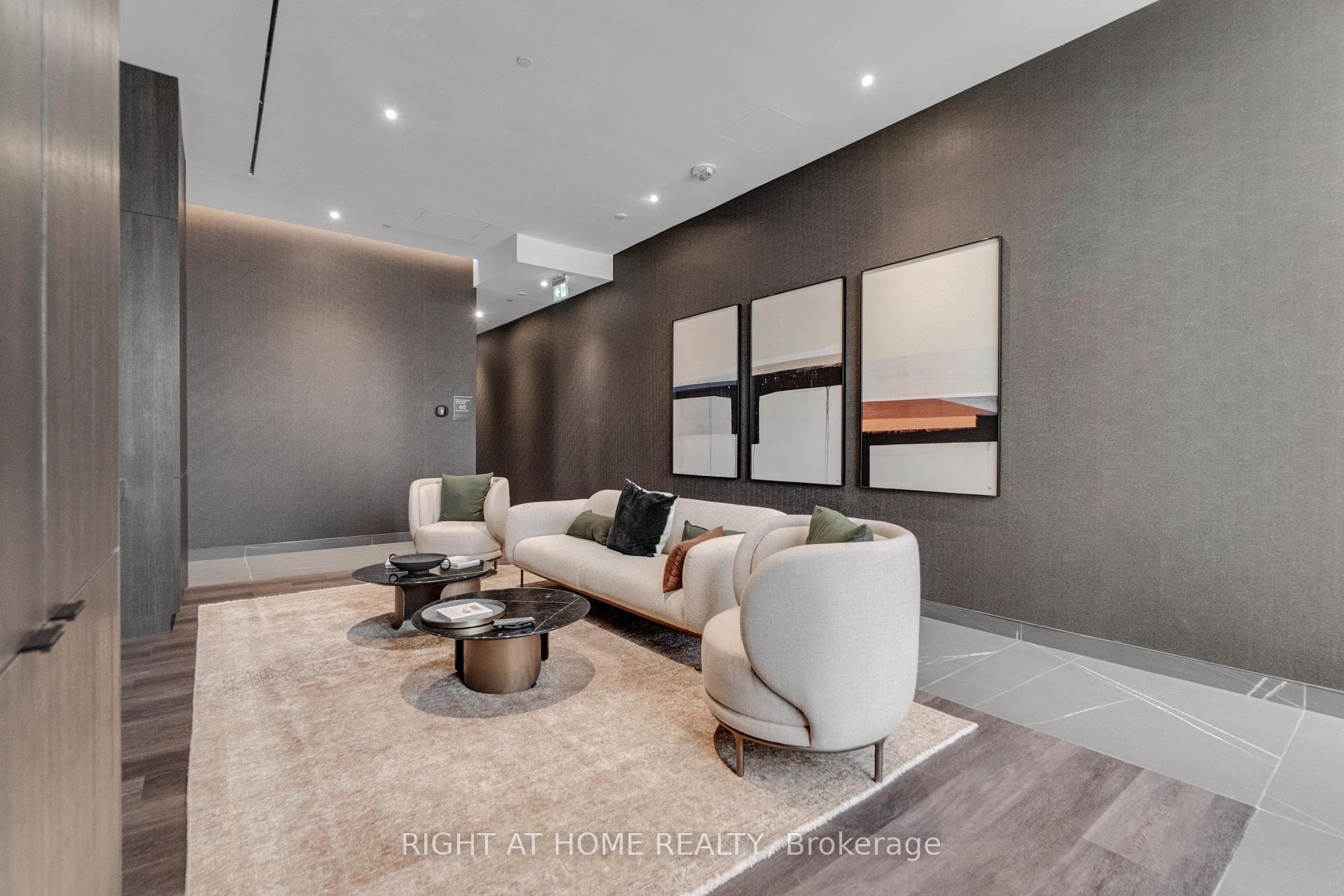11 Yorkville Avenue Unit 2113 photo 22