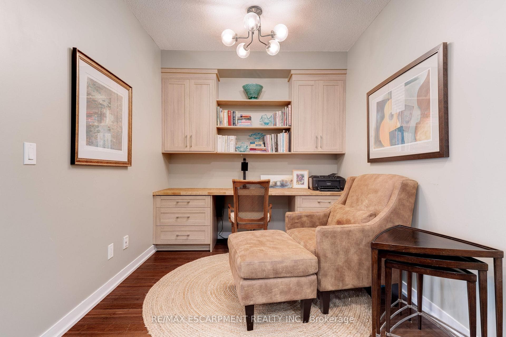 551 Maple Avenue Unit 412 photo 16