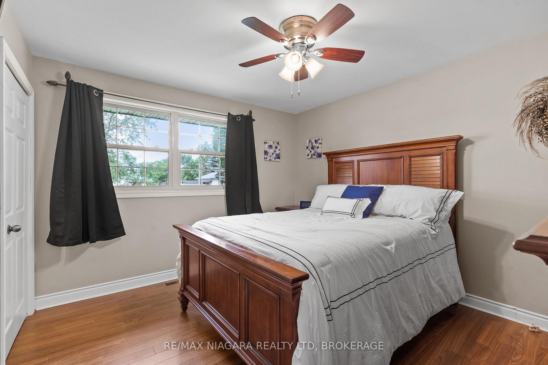 696 Clare Avenue photo 13