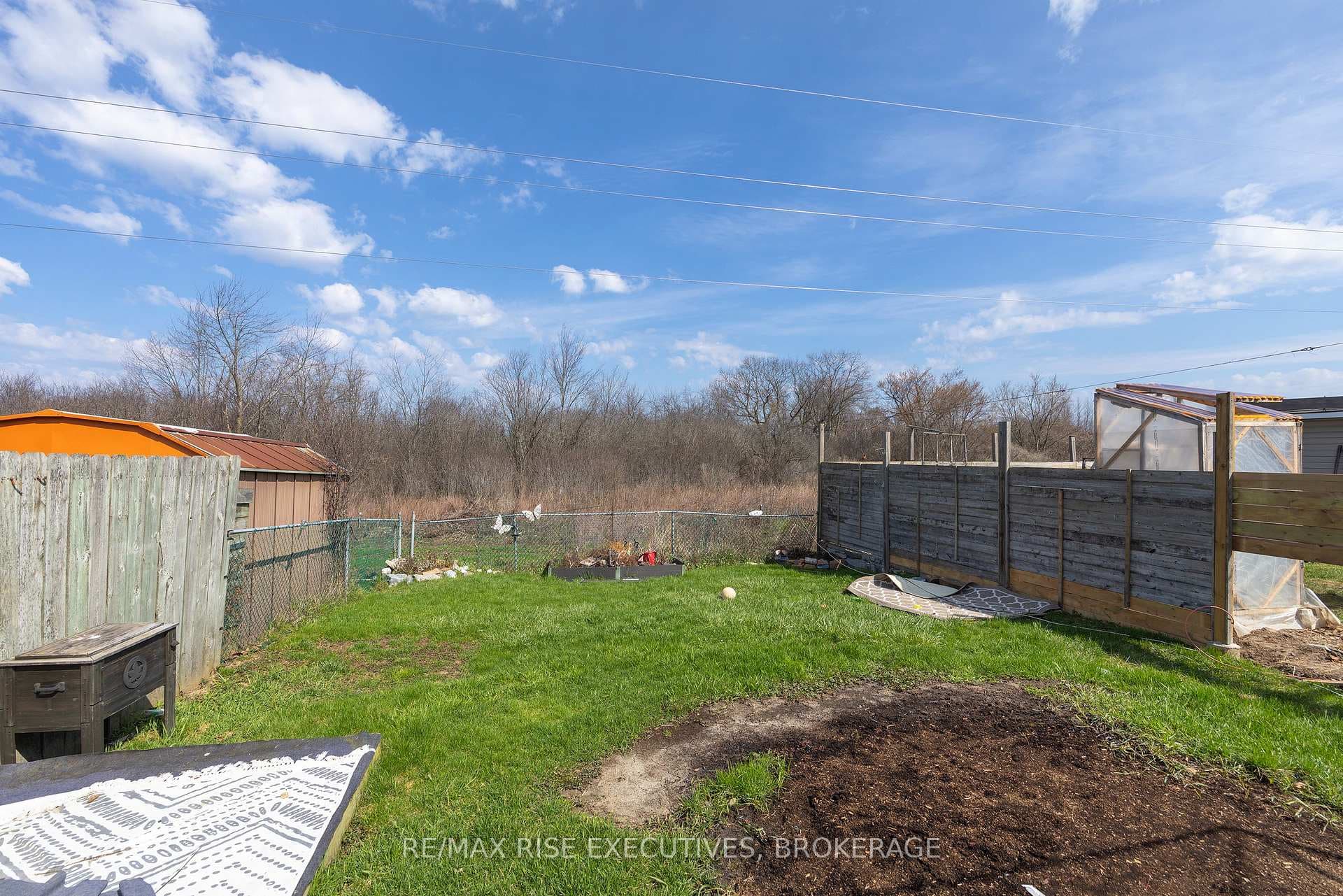 75 Wycliffe Crescent photo 33