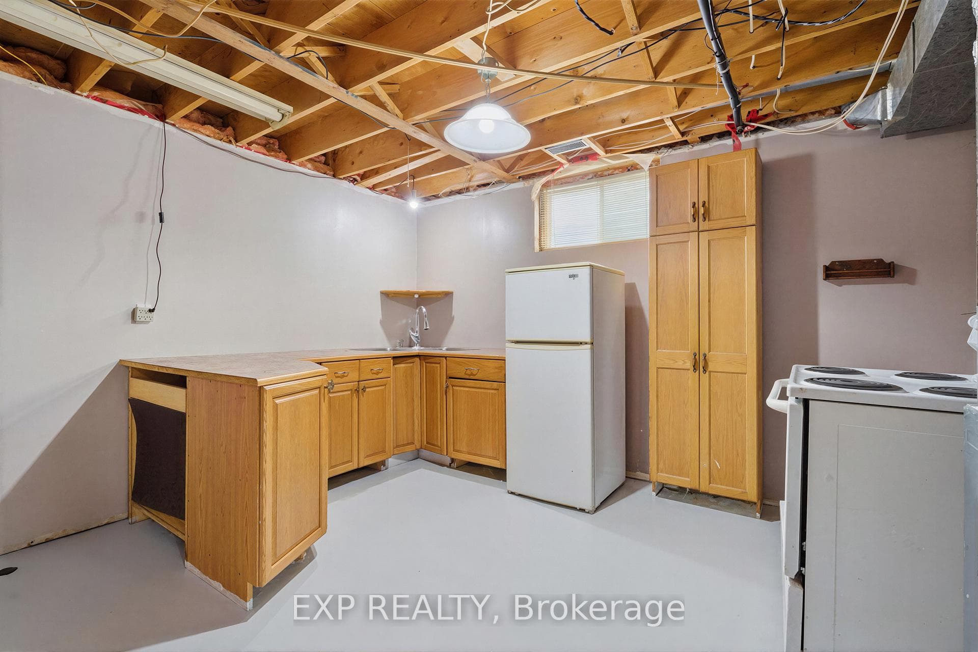 8 Abbott Lane photo 27