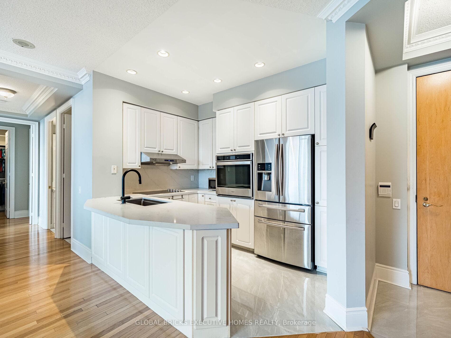 25 Kingsbridge Garden Circle Unit PHO8 photo 16