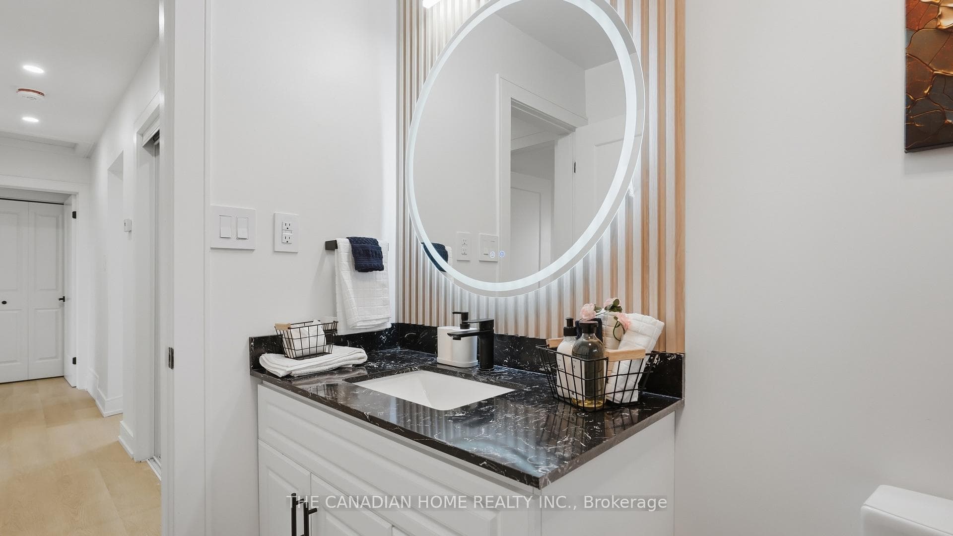 6041 Cadham Street photo 15