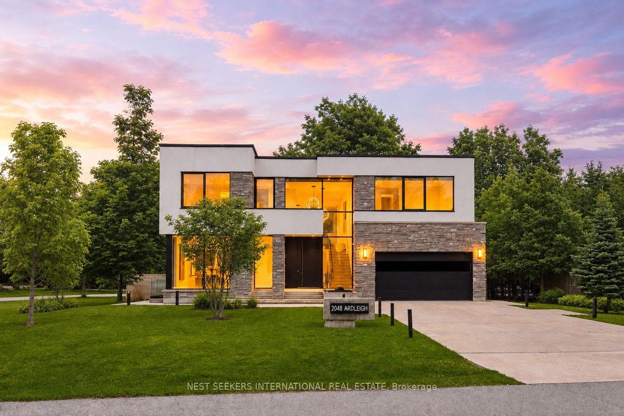 2048 Ardleigh Road photo 1