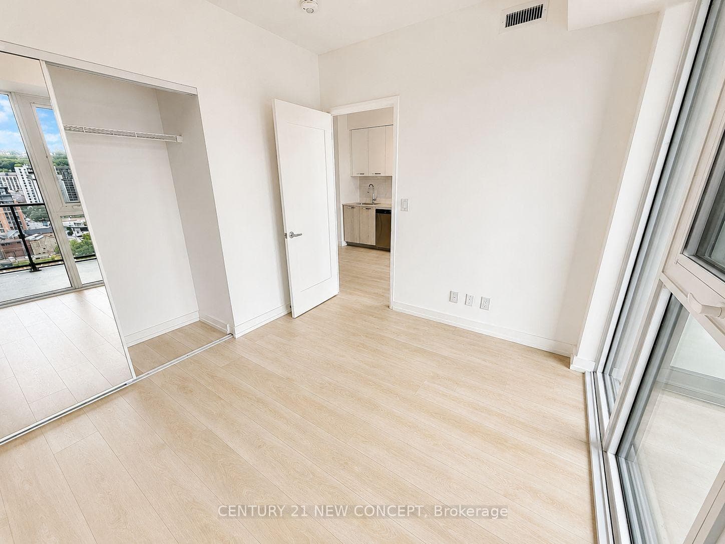 75 James Street Unit 1416 photo 16