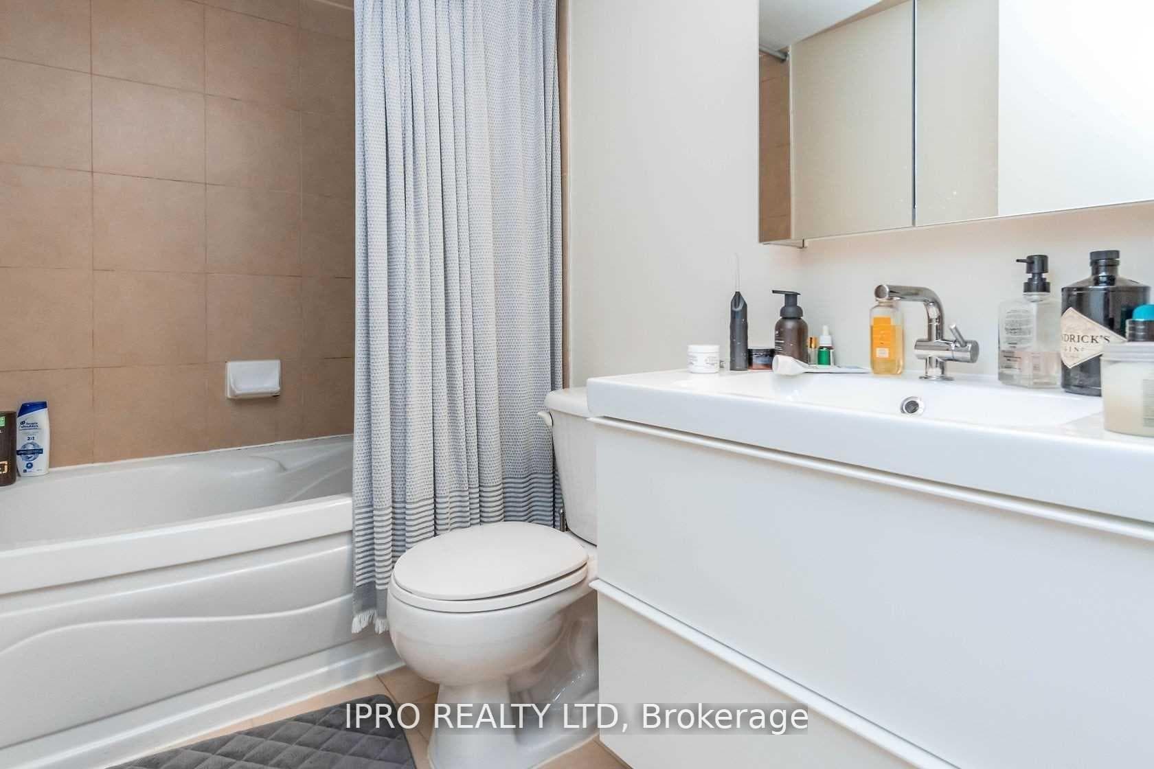 373 Front Street Unit 505 photo 22