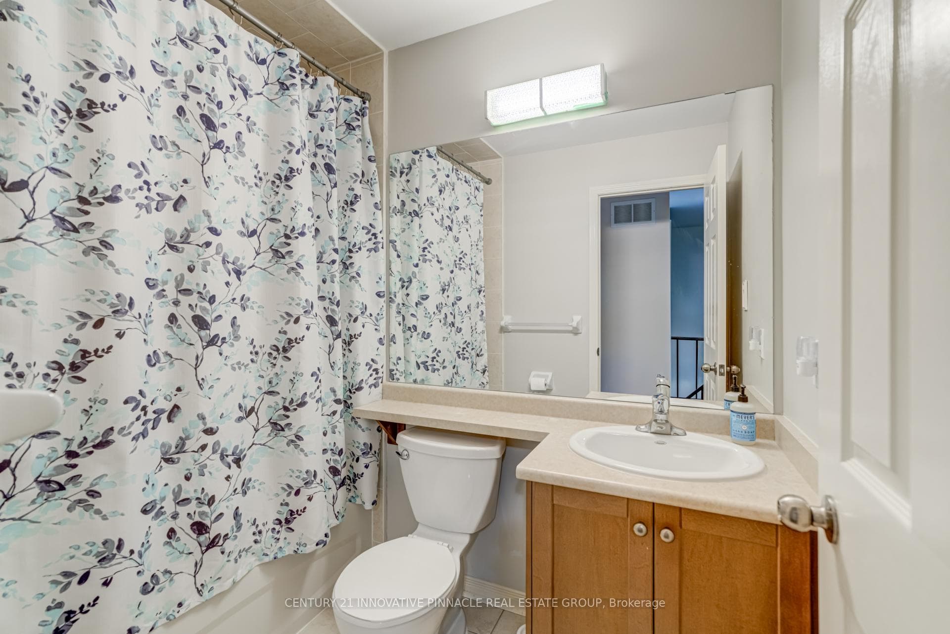 1701 Finch Avenue Unit 9 photo 34