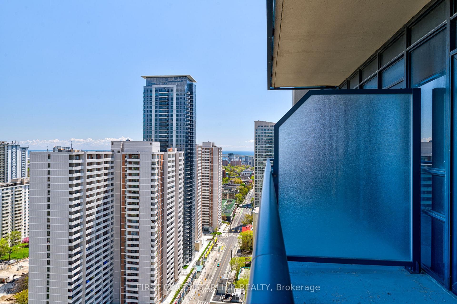 28 Linden Street Unit 2602 photo 4