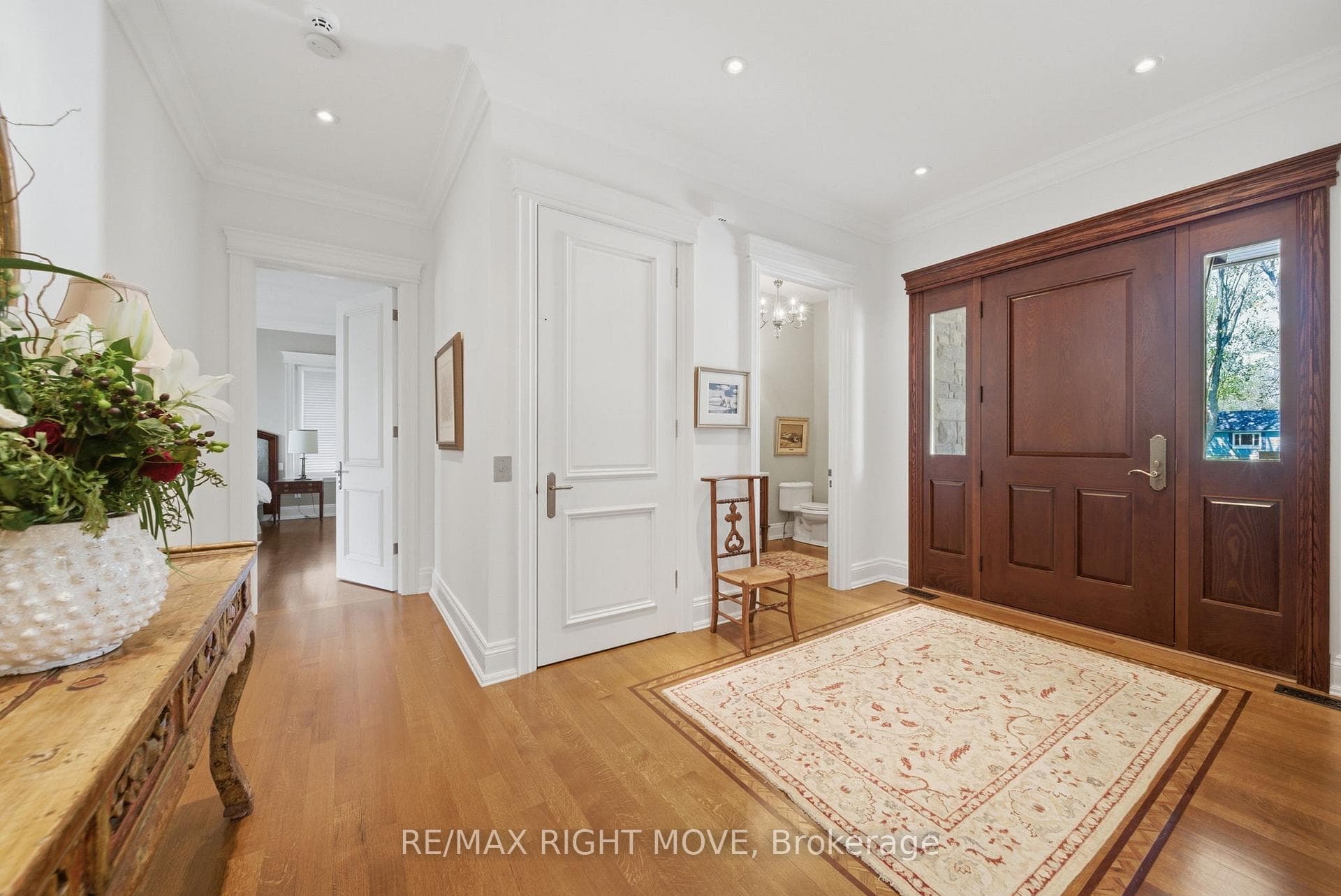 28 Maple Drive photo 2