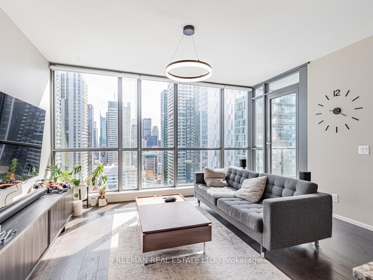8 Charlotte Street Unit 2905 photo 11
