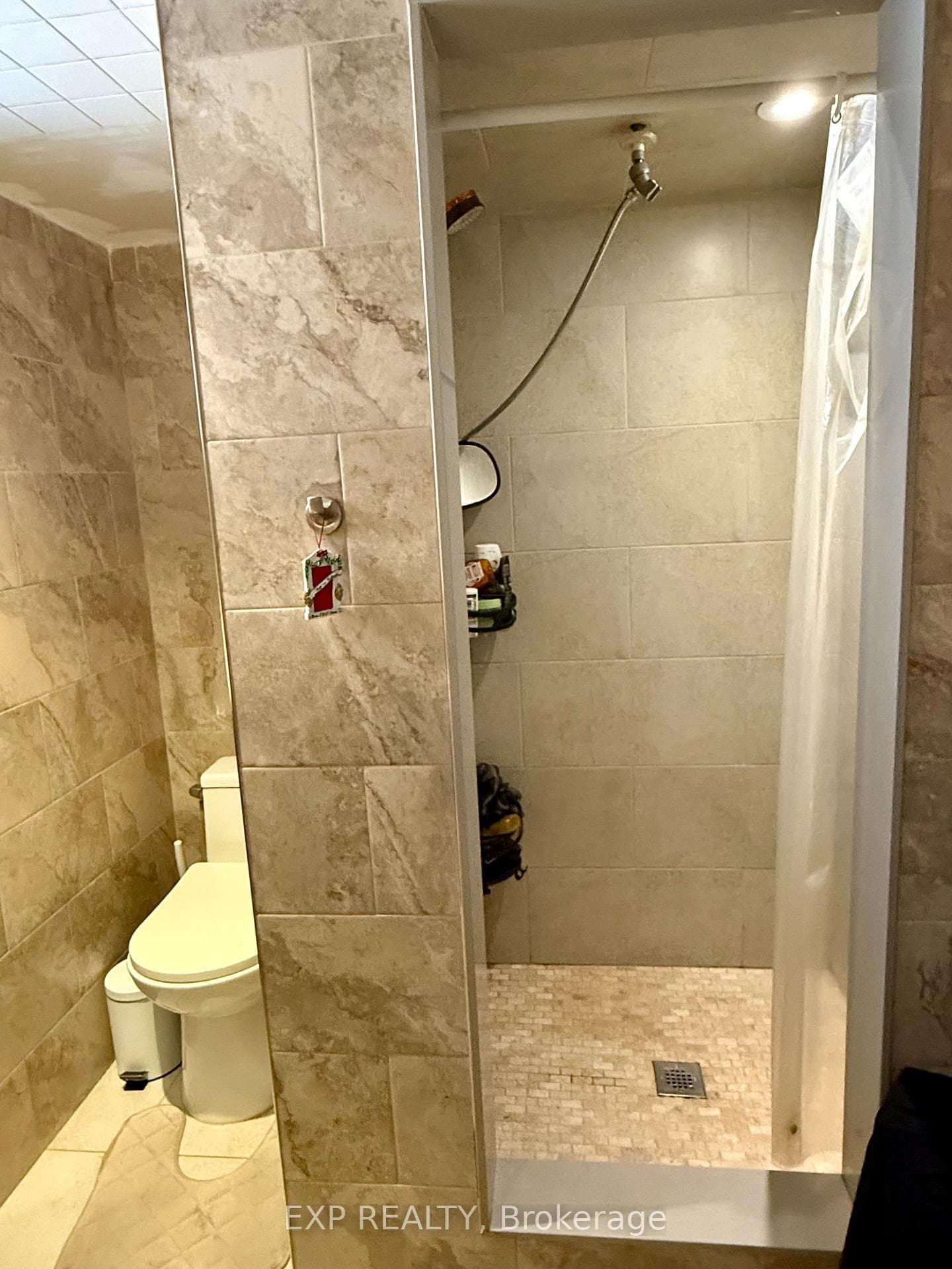 132 Brookhaven Drive photo 19