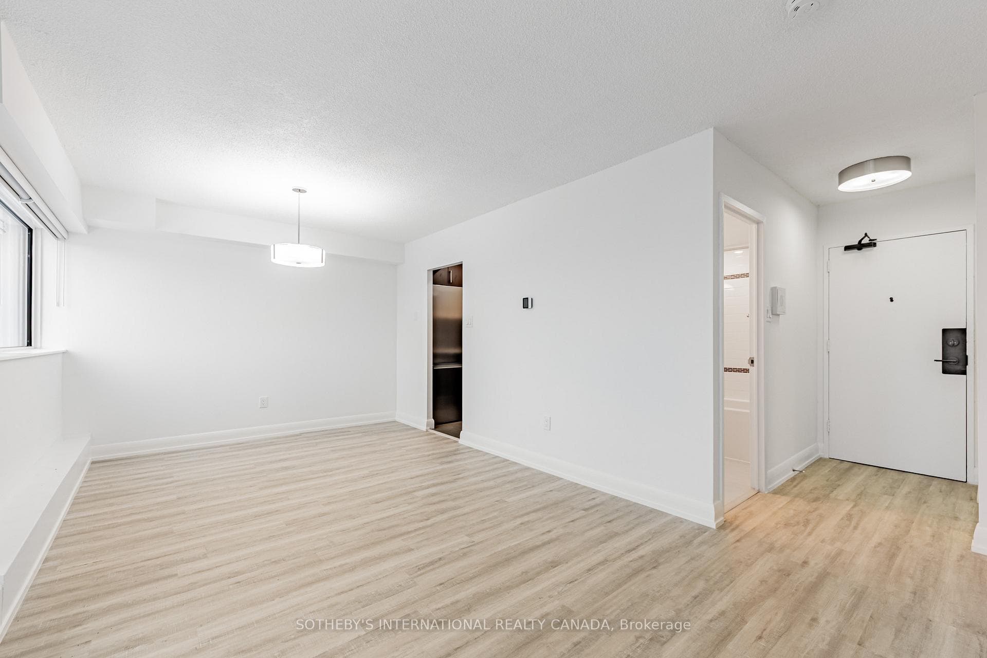 201 Sherbourne Street Unit N2108 photo 2