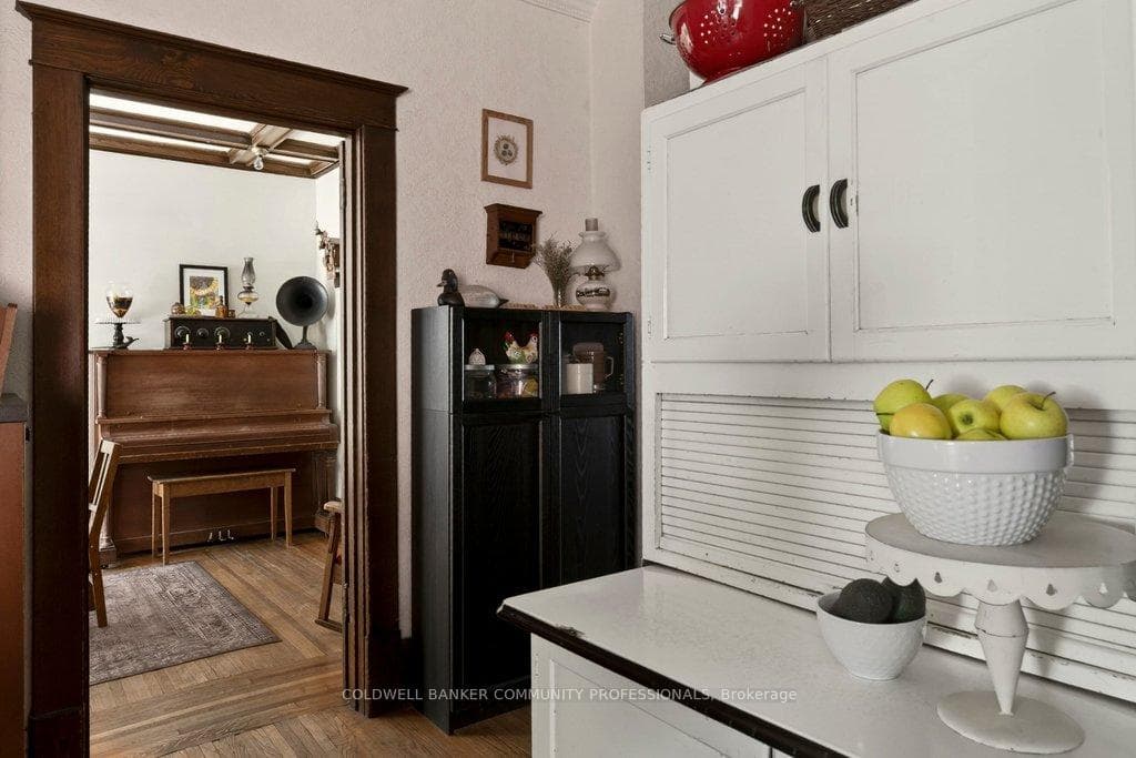 111 Spadina Avenue photo 22