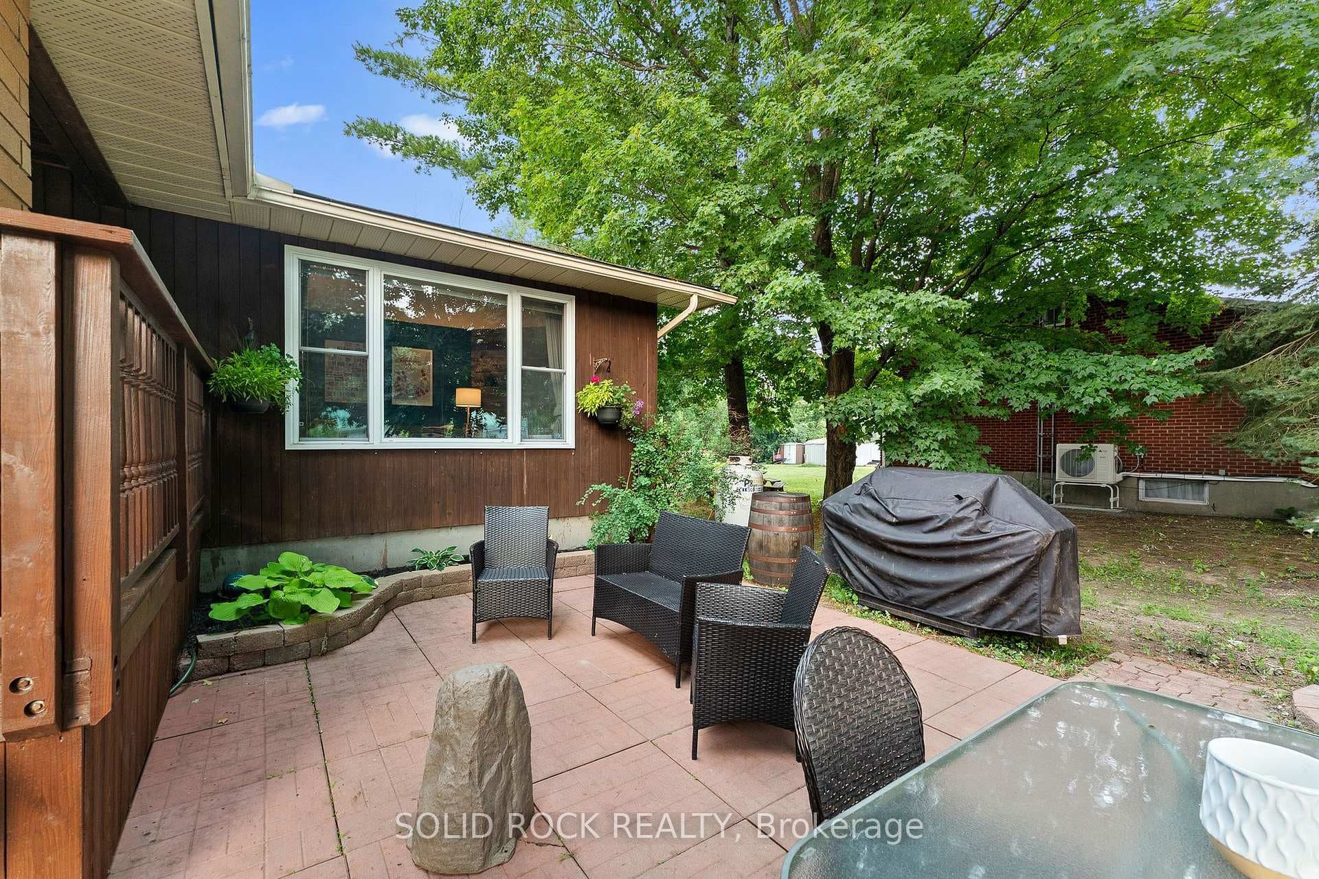 112 Kedey Street photo 3
