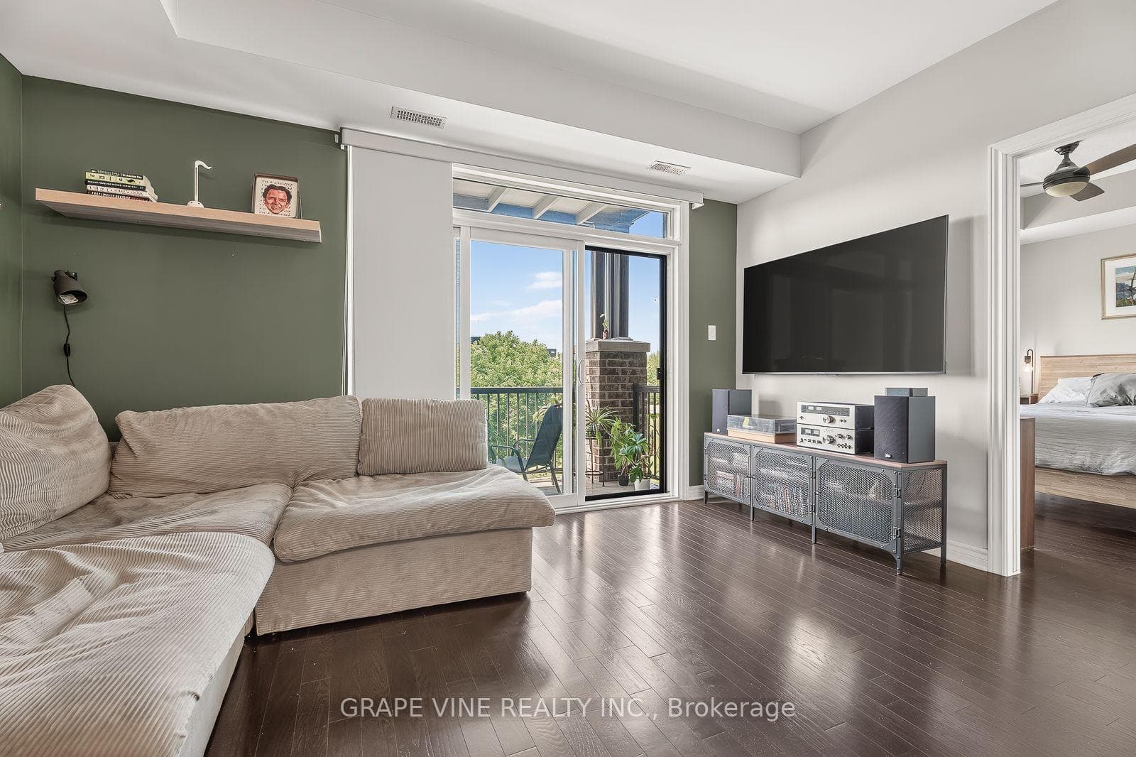 705 Beauparc Private Unit 306 photo 19